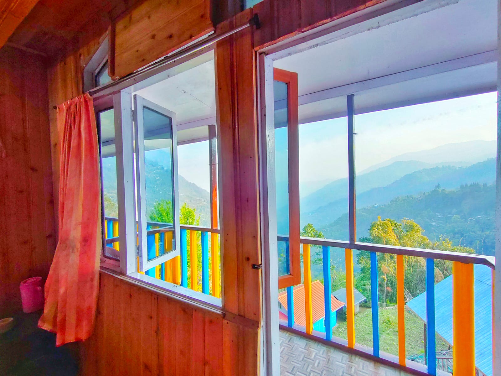 Balcony Image 4